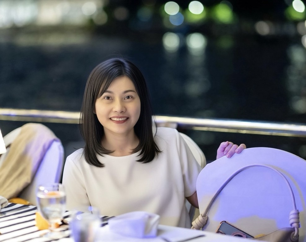 49管理學院曾美儀
